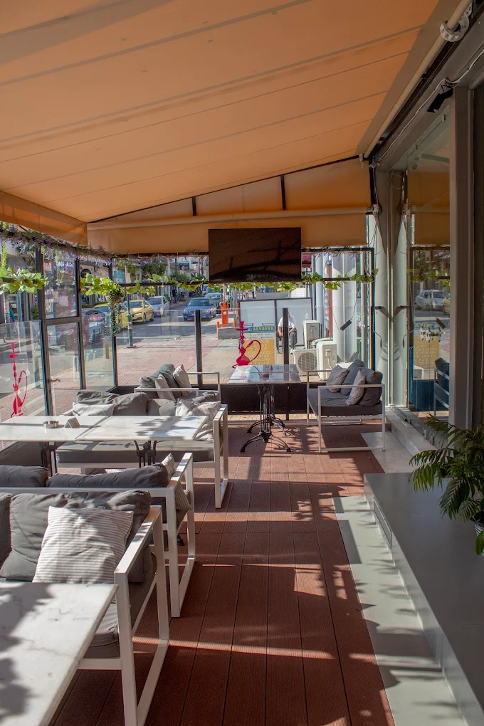 Street seating